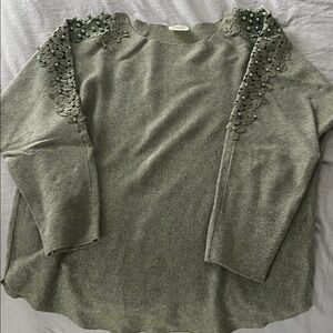 Siren Lily Textured Gray Knit Top